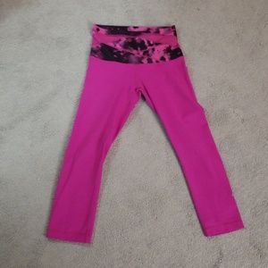 Lululemon Wunder Under Hi-Rise Capris
